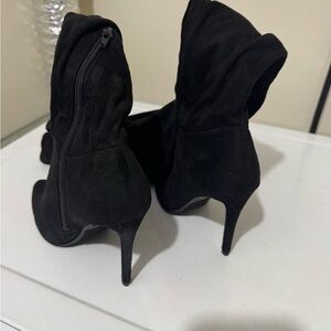 Chic Black Suede Heeled Boots
